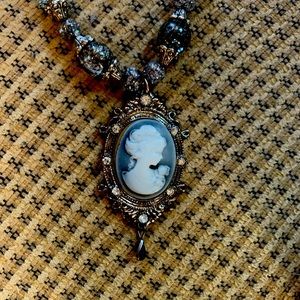 Gorgeous Cameo necklace earrings and bracelet set.